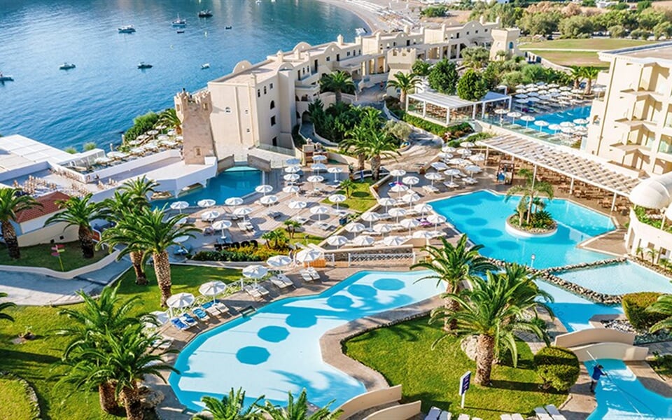 Hotel Lindos Royal Resort: fotografie vybavení exteriérů a interiérů ubytování.