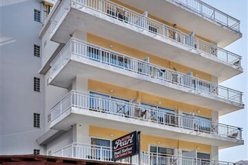 Pearl Hotel