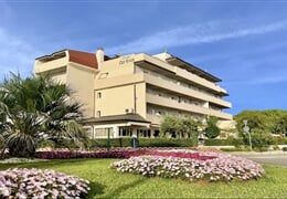 Hotel Old River