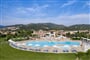Pohled na hotel, Porto Ottiolu, Sardinie