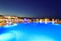 Hotelový bazén, Porto Ottiolu, Sardinie