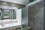 atlantica-imperial-resort-in-rhodes-all-inclusive-accomondation-bathroom-gallery1