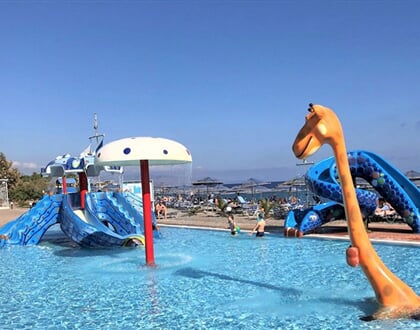 Mare-Village-4