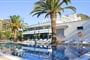 Hotel Montenegro Beach Resort: fotografie vybavení exteriérů a interiérů ubytování.