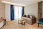 Hotel Montenegro Beach Resort: fotografie vybavení exteriérů a interiérů ubytování.