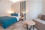 Hotel Montenegro Beach Resort: fotografie vybavení exteriérů a interiérů ubytování.