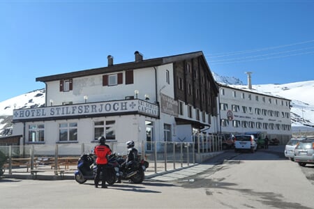 Hotel Stelvio Pass *** - Passo dello Stelvio - 2758 m.n.m.