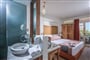 Anesis-blue-boutique-hotel-junior-suite-3