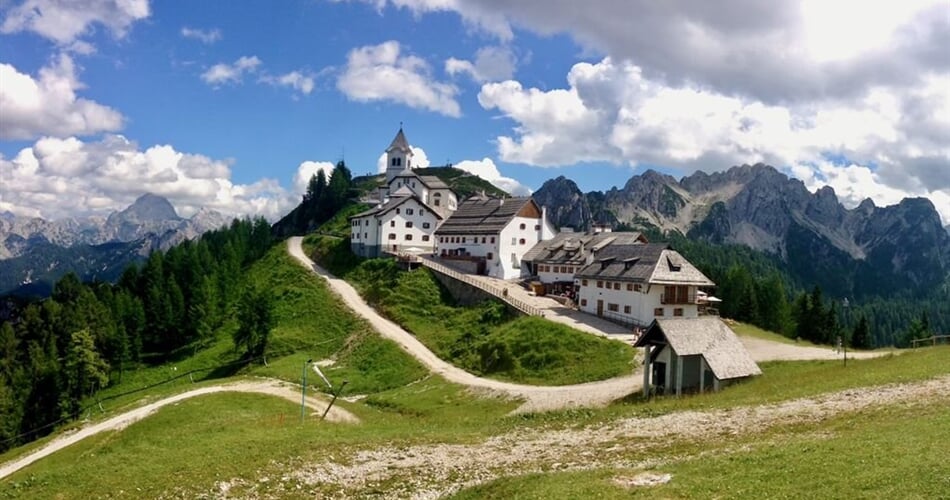 Monte Lussari, Alpy