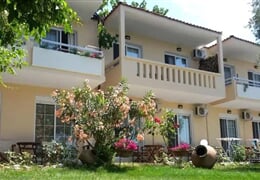 Skala Sotiros - Apartmánový dům Vila Theo