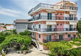 Potos - Apartmánový dům Ianos (Janos)