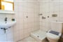 Apartmánový dům Ianos (Janos): fotografie vybavení exteriérů a interiérů ubytování.