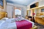 Room1