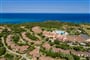 Letecký pohled na hotel, Castiadas, Sardinie