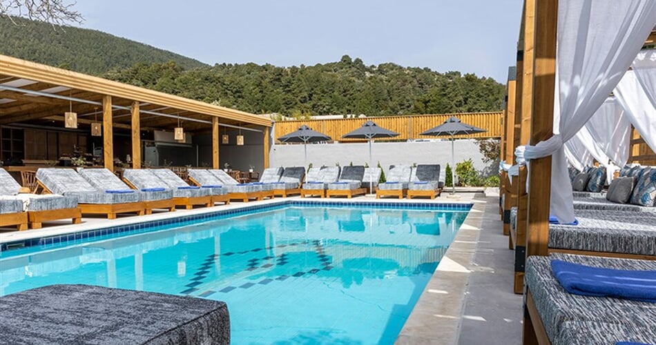 Thalassa-Hotel-1