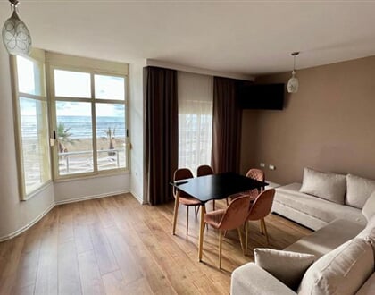 Wave-Beachfront-Apartments-15
