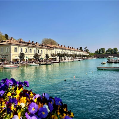 james qualtrough 7b 2Wzns2Lw unsplash peschiera