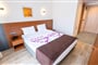 Hotel Viking Express: fotografie vybavení exteriérů a interiérů ubytování.
