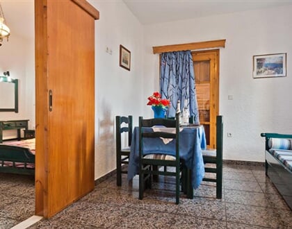 Apartmánový dům Montemar: fotografie vybavení exteriérů a interiérů ubytování.