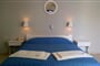 Hotel Avra Beach - Lefkada: fotografie vybavení exteriérů a interiérů ubytování.