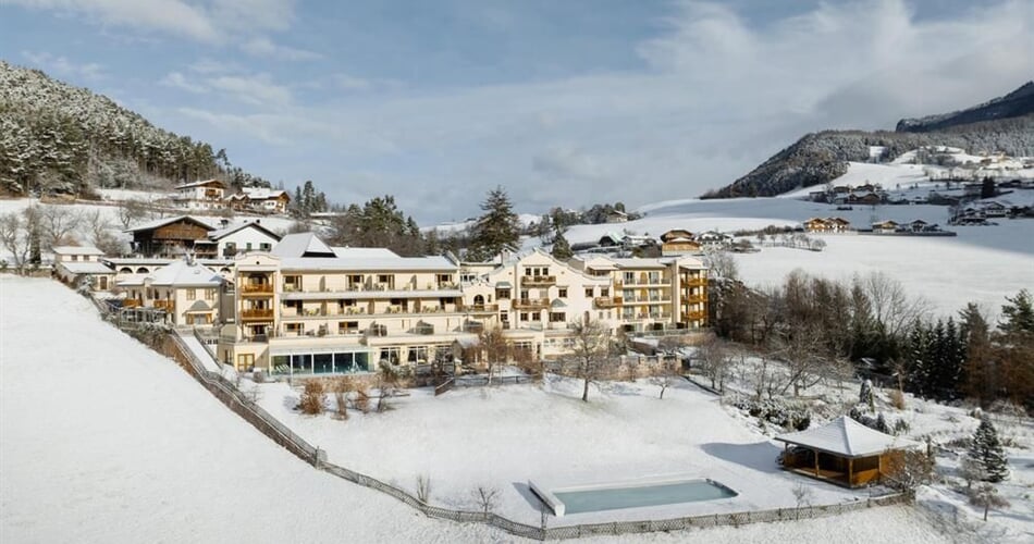 Hotel Mirabell Alpine Garden Resort & Spa   Siusi allo Sciliar (1)