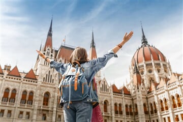 Říční plavba po Dunaji s českým průvodcem a dopravou