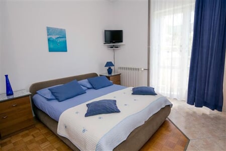 Omiš-Duće - Darinka vila - apartmány v soukromí ***