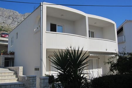 Omiš-Duće - Vuković Davor - apartmány v soukromí ***