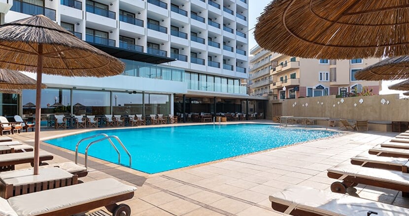 Blue-Sky-Hotel-3