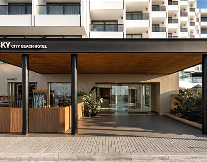 Hotel Blue Sky City Beach: fotografie vybavení exteriérů a interiérů ubytování.