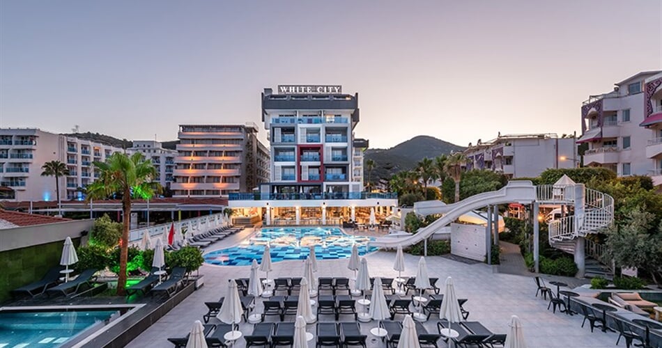 White-City-Beach-Hotel-110
