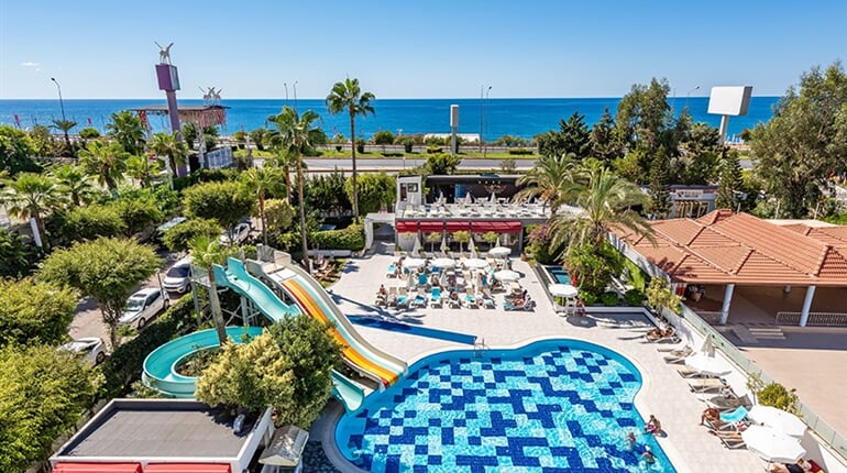 Hotel White City Beach: fotografie vybavení exteriérů a interiérů ubytování.