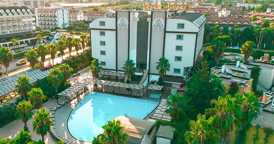 Orfeus-Queen-Mimari-Hotel-4