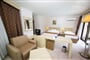 Hotel Eldar Resort: fotografie vybavení exteriérů a interiérů ubytování.