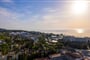 Hotel Eldar Resort: fotografie vybavení exteriérů a interiérů ubytování.