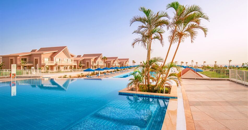 Pickalbatros-Sea-World-Hotel-1