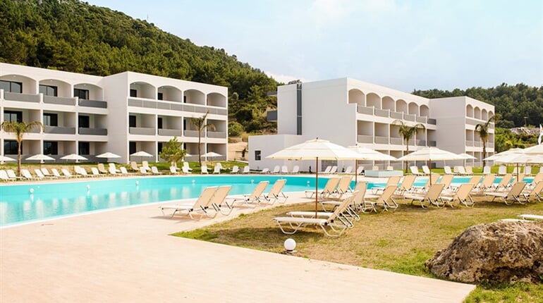 Hotel Evita Resort: fotografie vybavení exteriérů a interiérů ubytování.