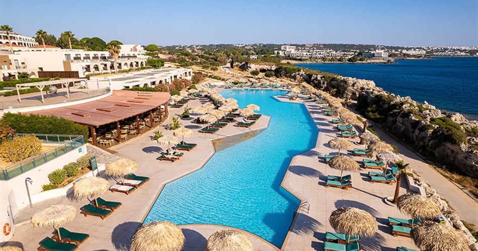 Hotel Kresten Royal Euphoria Resort: fotografie vybavení exteriérů a interiérů ubytování.