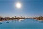 Hotel Kresten Royal Euphoria Resort: fotografie vybavení exteriérů a interiérů ubytování.