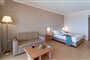 Hotel Kresten Royal Euphoria Resort: fotografie vybavení exteriérů a interiérů ubytování.