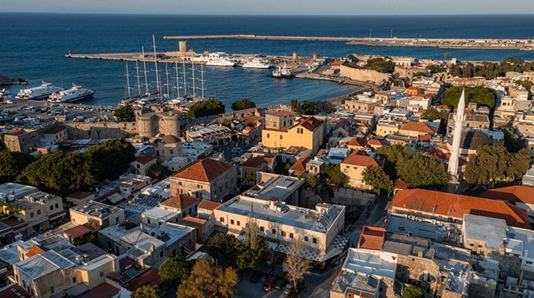 Hotel The Wine: fotografie vybavení exteriérů a interiérů ubytování.