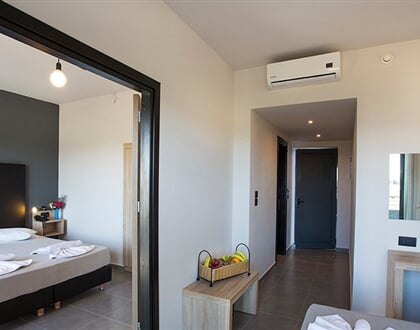Hotel Evita Resort: fotografie vybavení exteriérů a interiérů ubytování.