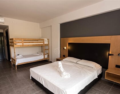Hotel Evita Resort: fotografie vybavení exteriérů a interiérů ubytování.