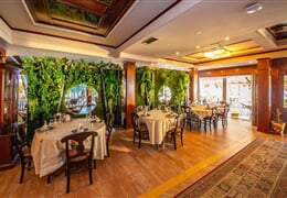 Durrës (Drač) - Hotel Majestic - Albánie