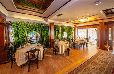Hotel Majestic - Albánie ****