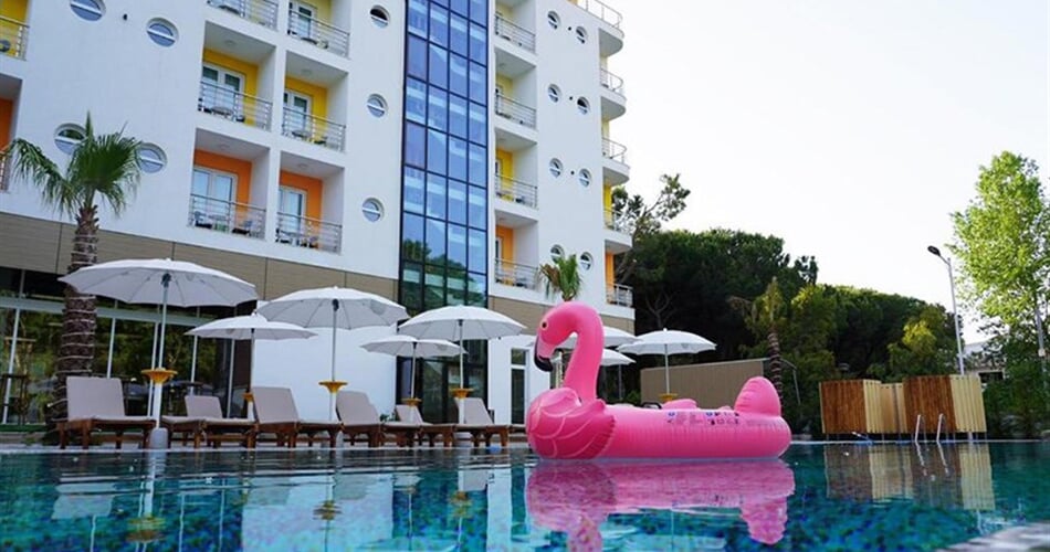 Monaco-Hotel-1