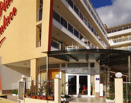Hotel Plamena Palace: fotografie vybavení exteriérů a interiérů ubytování.