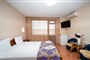 Hotel Chuchulev: fotografie vybavení exteriérů a interiérů ubytování.