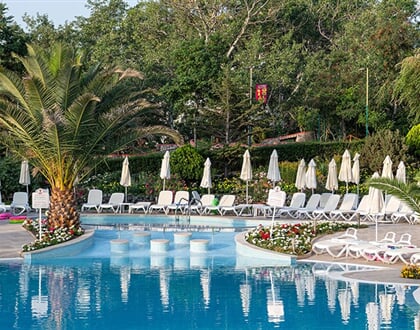 Hotel Sentido Neptun Beach: fotografie vybavení exteriérů a interiérů ubytování.