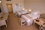 Hotel Calimera Blend Paradise Resort: fotografie vybavení exteriérů a interiérů ubytování.